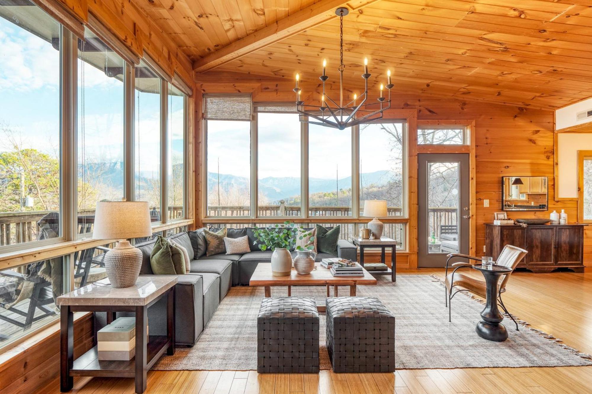 Chestnut By Avantstay Mountain Cabin W Treetop Views Hot Tub Game Room Gatlinburg Esterno foto